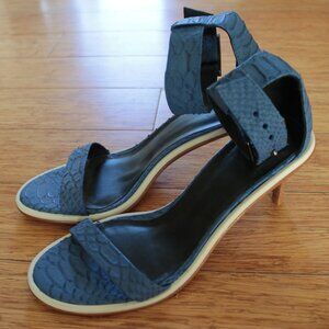 Unworn Tibi Heels Size 39 Italy Blue Leather Snakeskin Print Ankle Straps